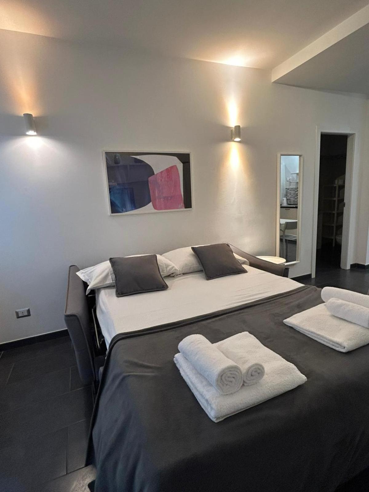 Nomentana White Apartments By Ghor Rome Extérieur photo