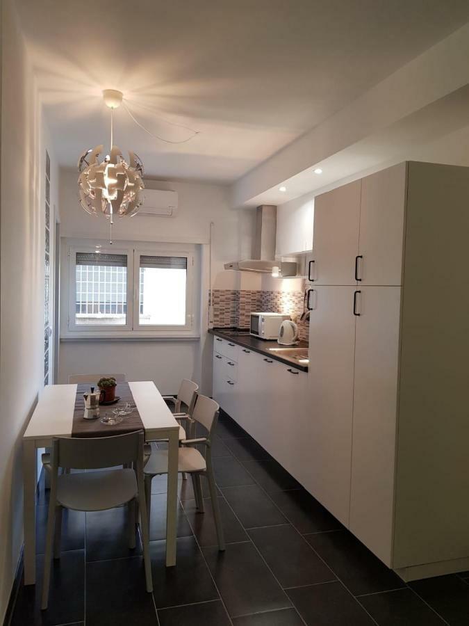 Nomentana White Apartments By Ghor Rome Extérieur photo