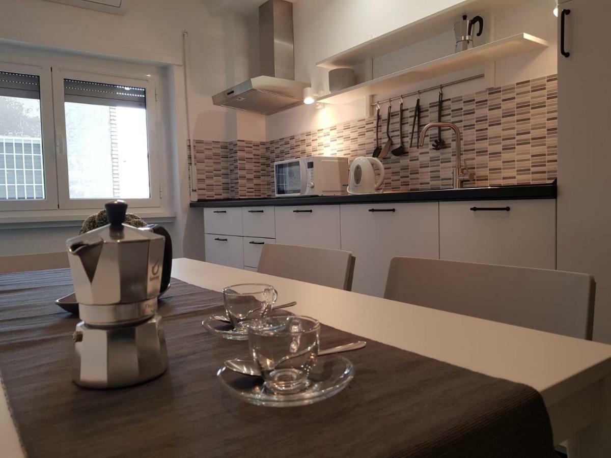Nomentana White Apartments By Ghor Rome Extérieur photo